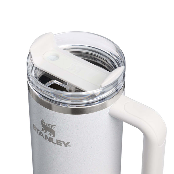 The 30oz Quencher H2.0 Flowstate™ Tumbler in Frost Sprinkle