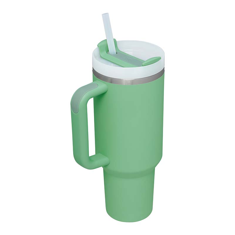 The 40oz Quencher H2.0 Flowstate™ Tumbler in Jade