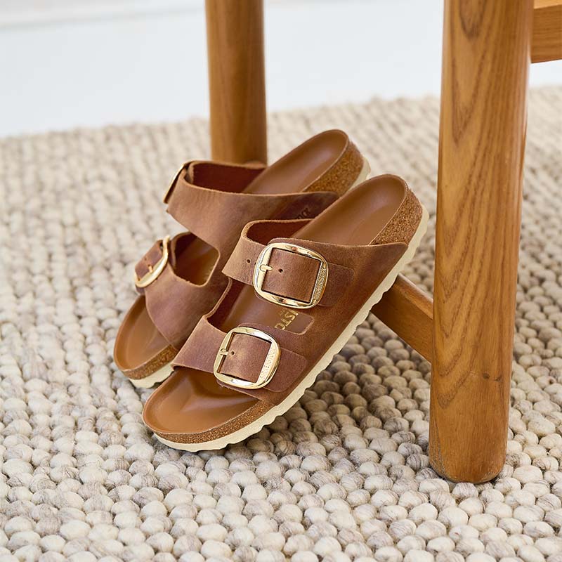 Women&#39;s Arizona Oiled Leather Big Buckle Sandals in Cognac