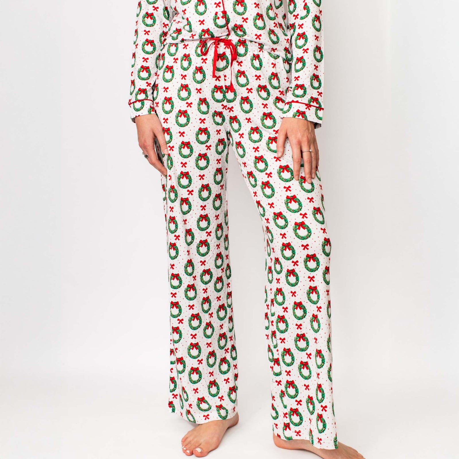 The Royal Standard Women's Clara Wreath Pajama Pants