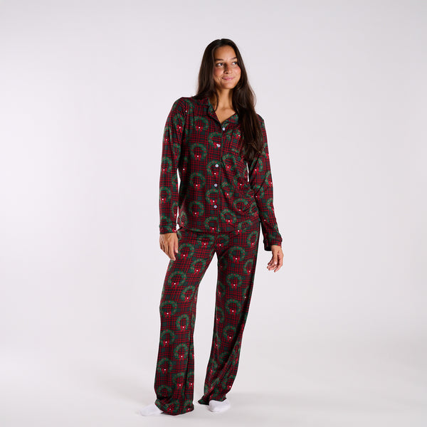 Women's Merry Wreathmas Long Sleeve Sleep Top