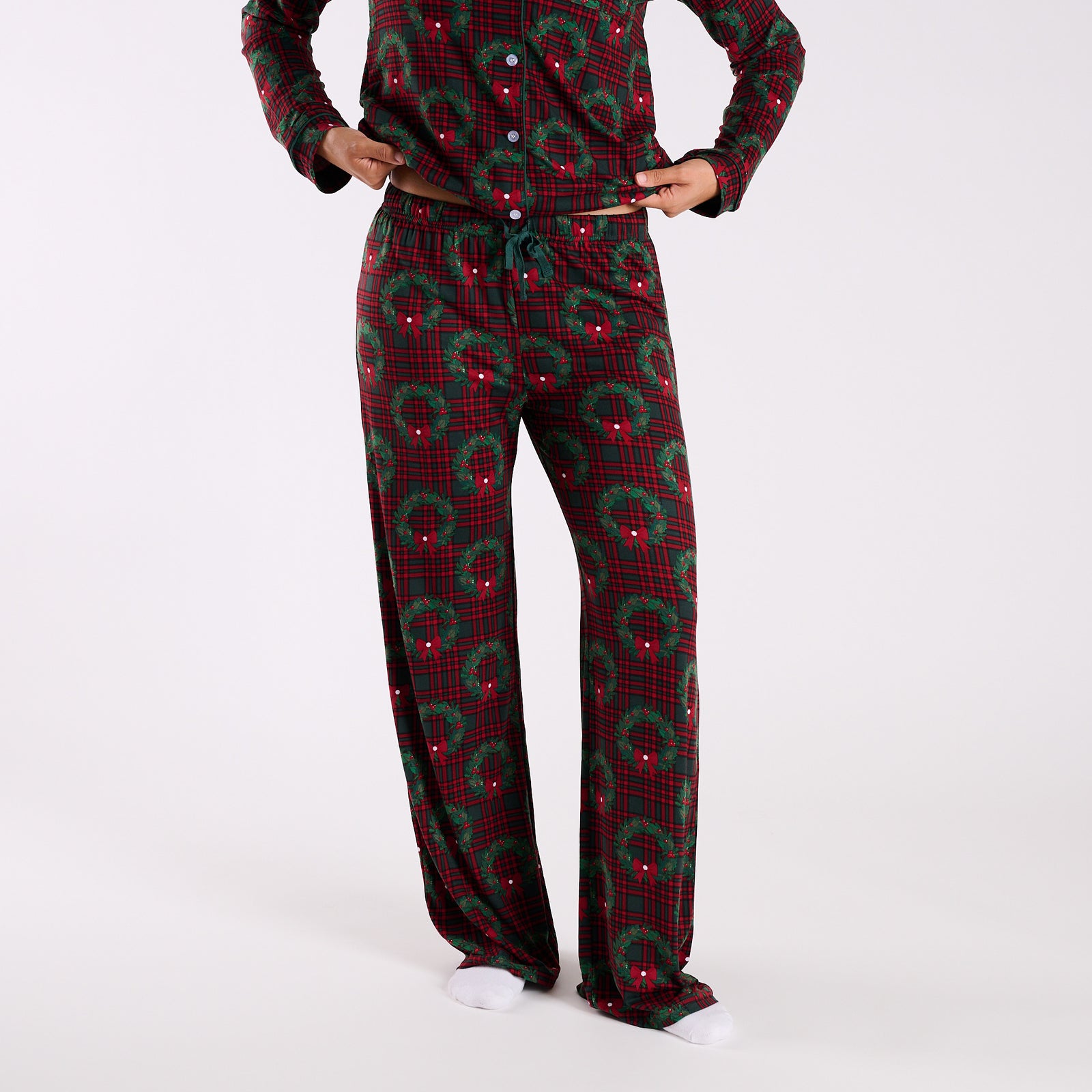 Women's Merry Wreathmas Pajama Pants