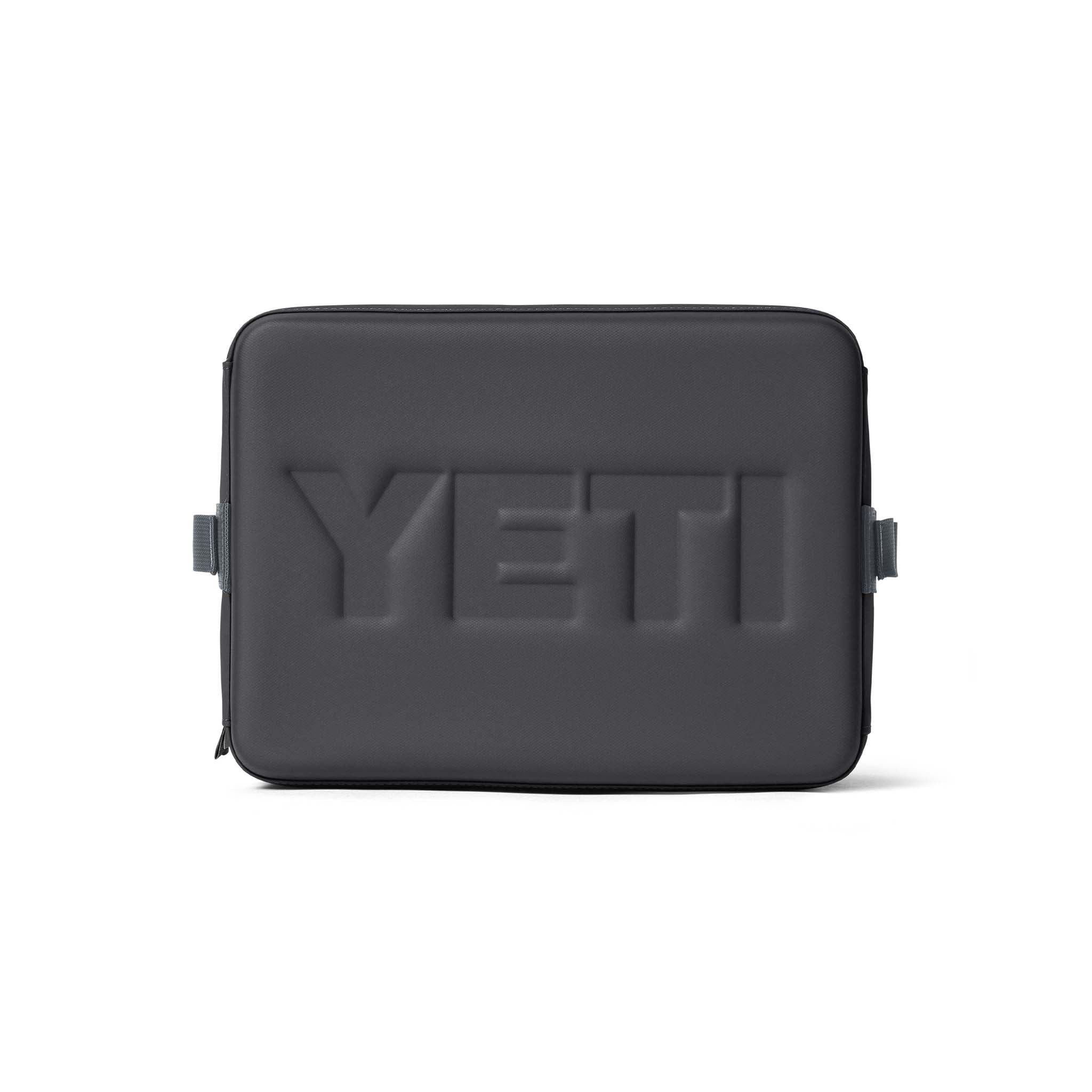  Peak - ラスト1点‼️YETI チャコール YETI® Daytrip 9L Insulated Box in Charcoal | Palmetto Moon