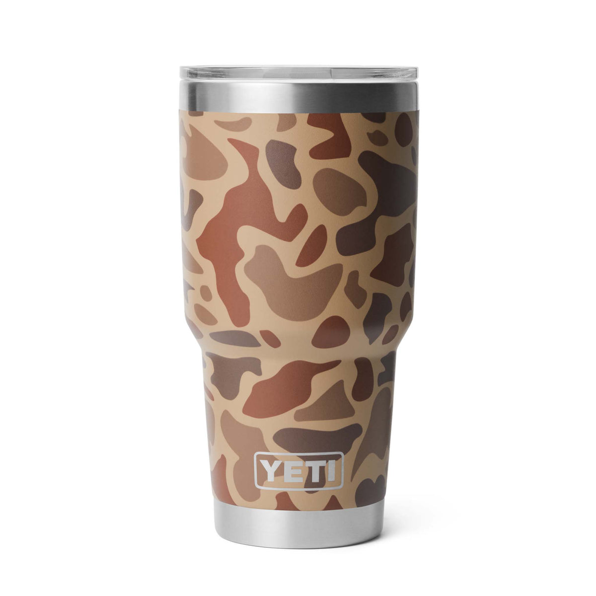 YETI Rambler 30oz Tumbler in Wetlands Camo standing upright with clear lid and logo facing front.