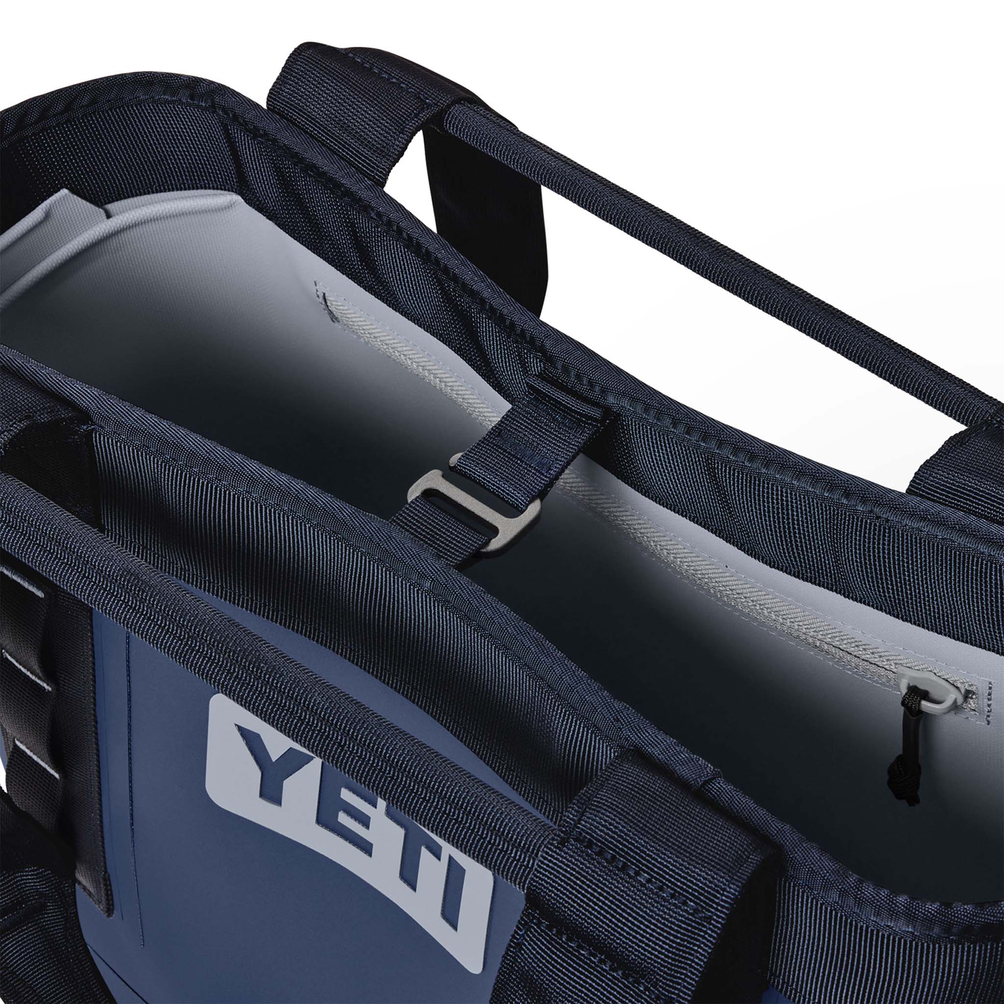 YETI Camino® Carryall 20 in Classic Navy | Palmetto Moon