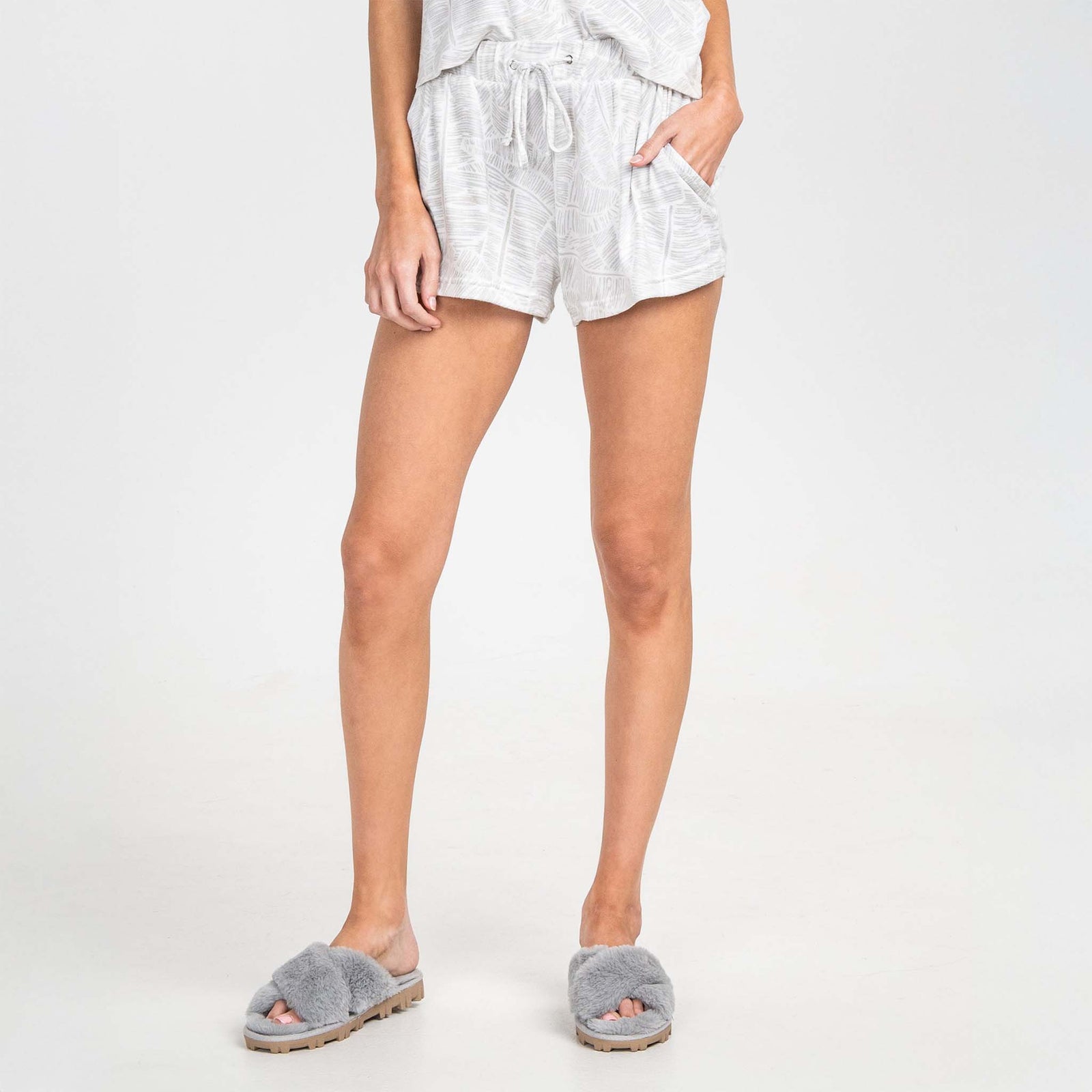 Southern Shirt Co. Wildest Dreams Pajama Shorts in Palm Beach 