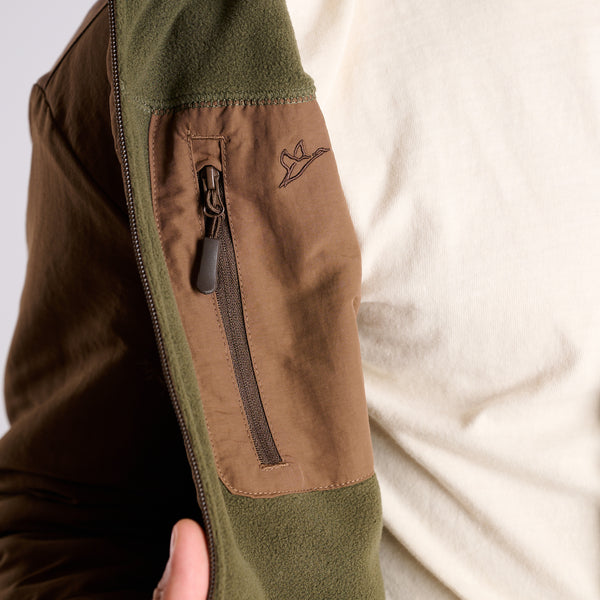 Flyway Reversible Jacket in Moss
