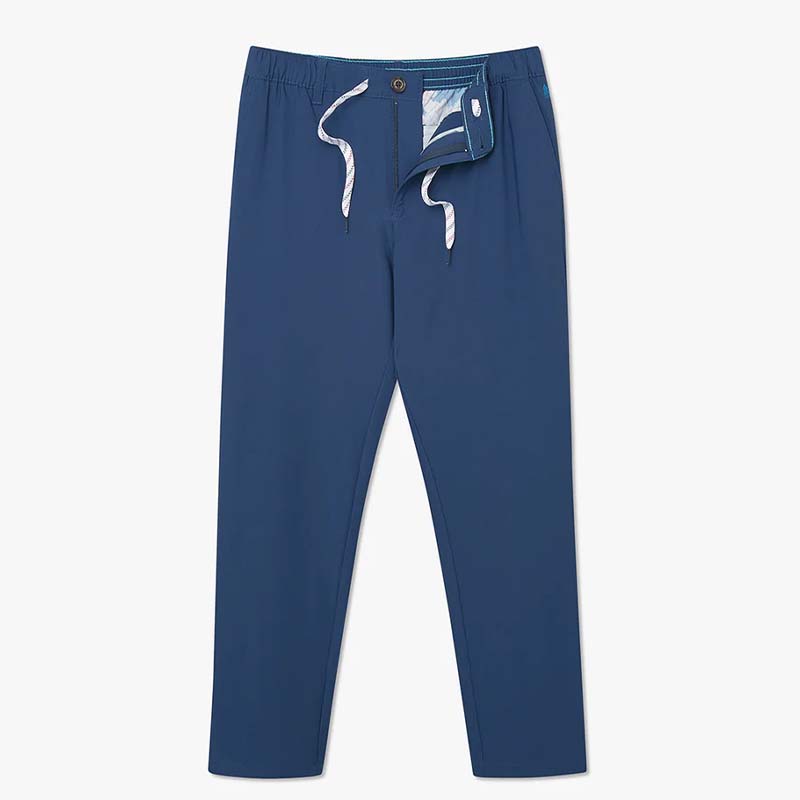 The New Avenue 30&#39; Everywhere Performance Pants