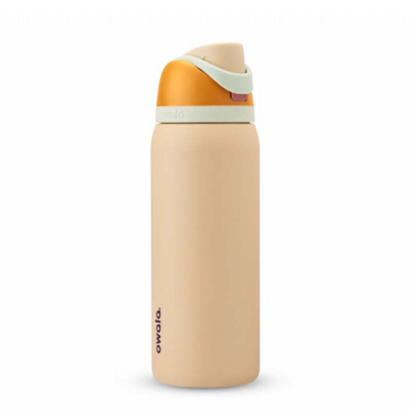 FreeSip® 32oz Stainless Steel Water Bottle in Water In The Desert