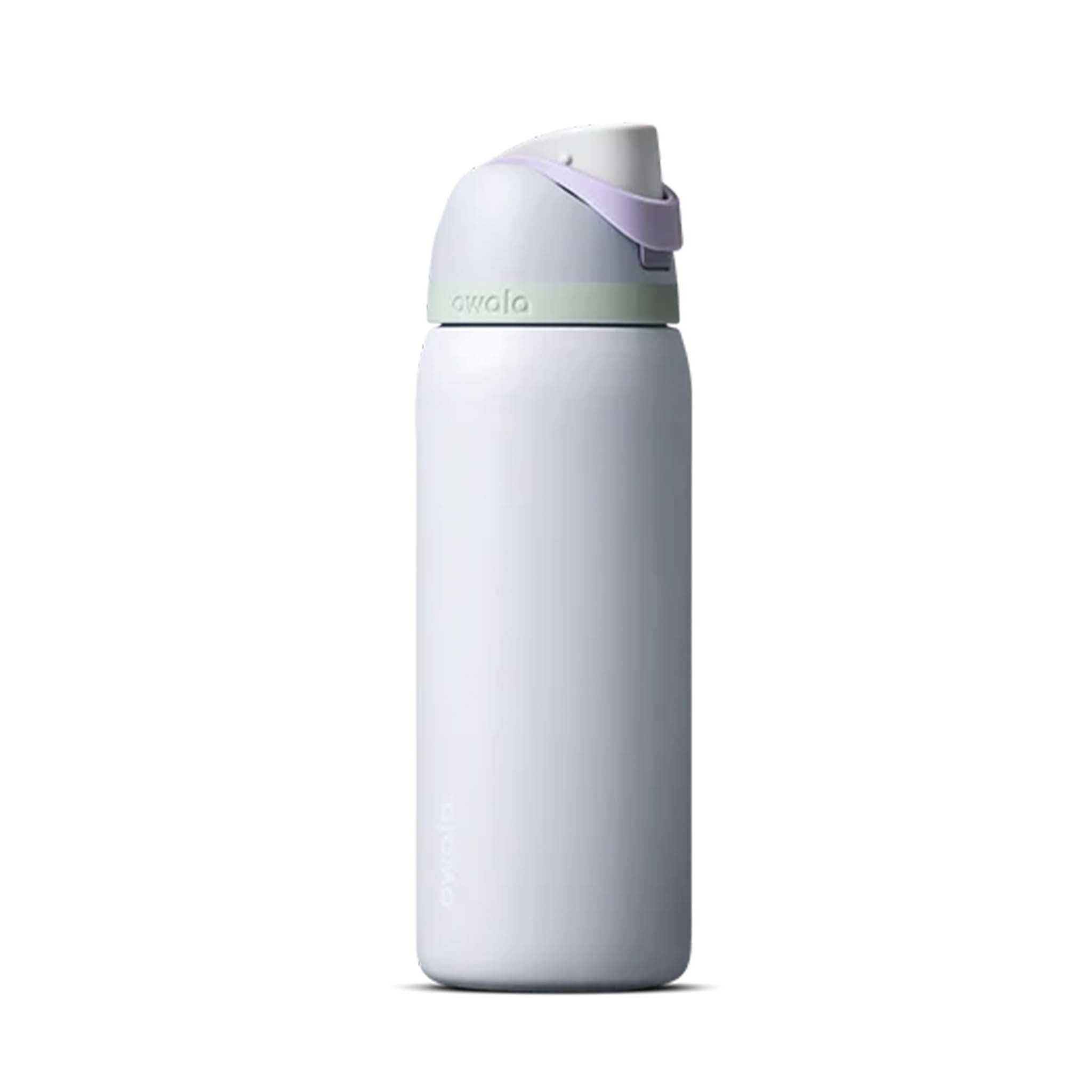 FreeSip® 32oz Stainless Steel Water Bottle in Open Air