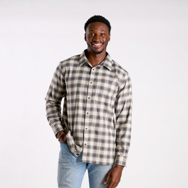 Harbor One Pocket Button Down  Flannel in Washed Black and Teak