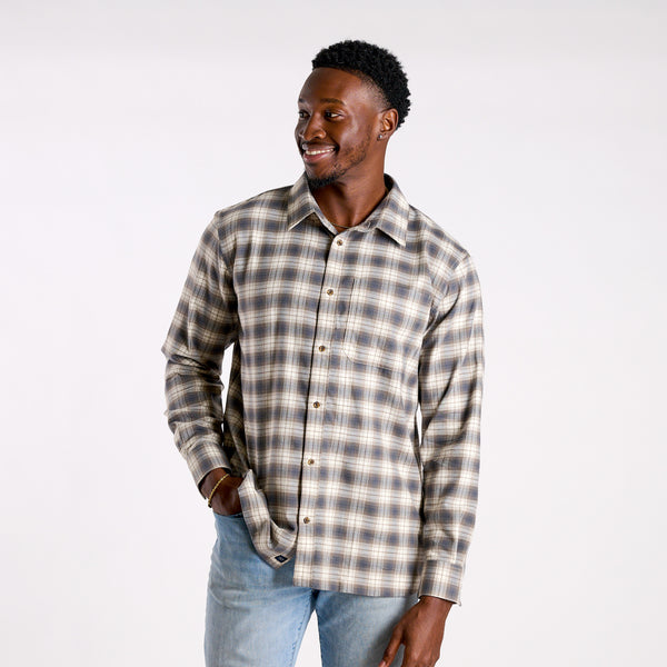 Harbor One Pocket Button Down  Flannel in Washed Black and Teak