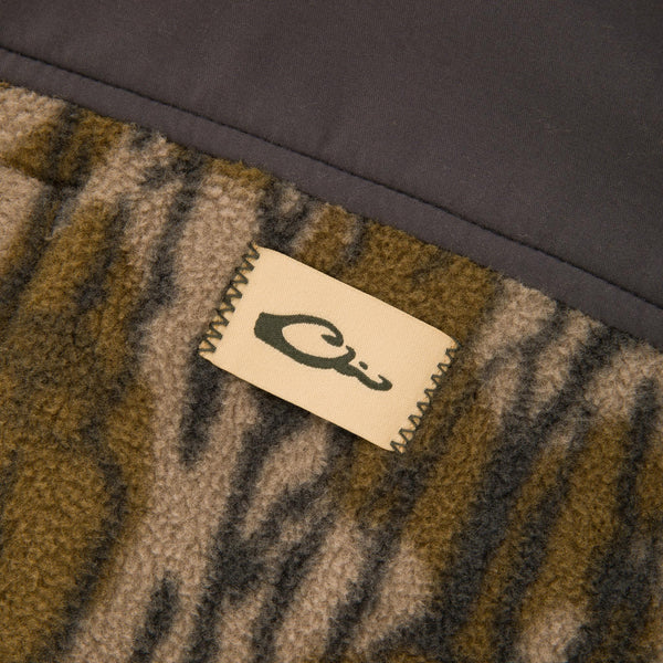 Men's Camp Fleece Quarter Zip Pullover in Moss Camo