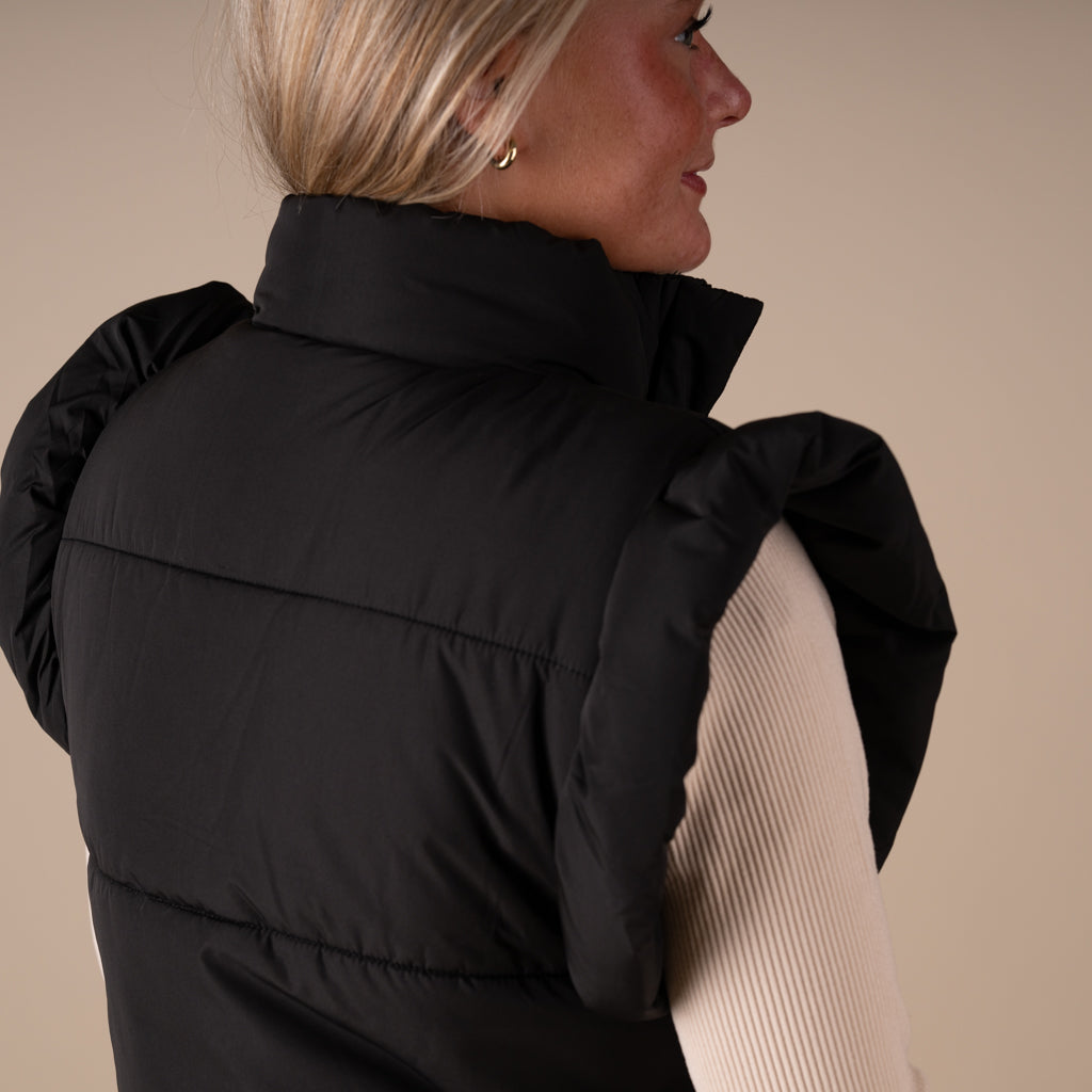 Bow Front Vest Black