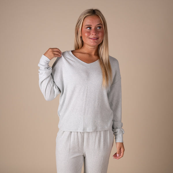 Kimberly C V-Neck Hacci Long Sleeve Lounge Top in Heathered Mint