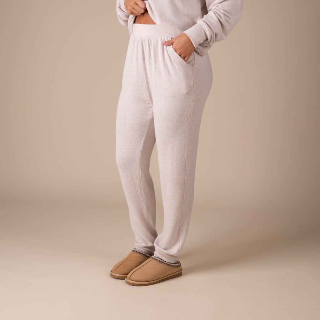 Hacci Lounge Joggers in Heathered Oatmeal