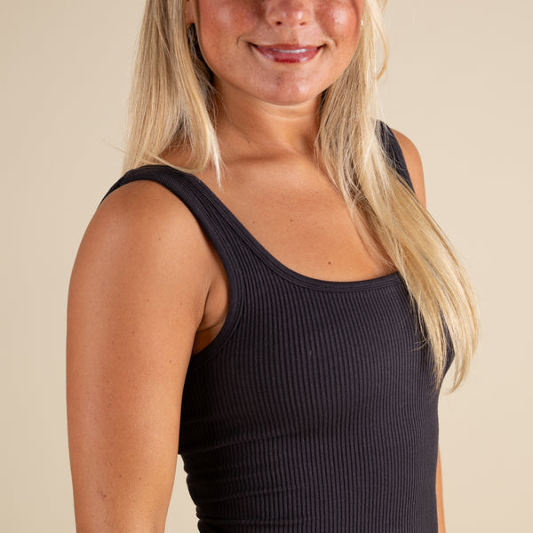  Scoop Neck Padded Brami in Black
