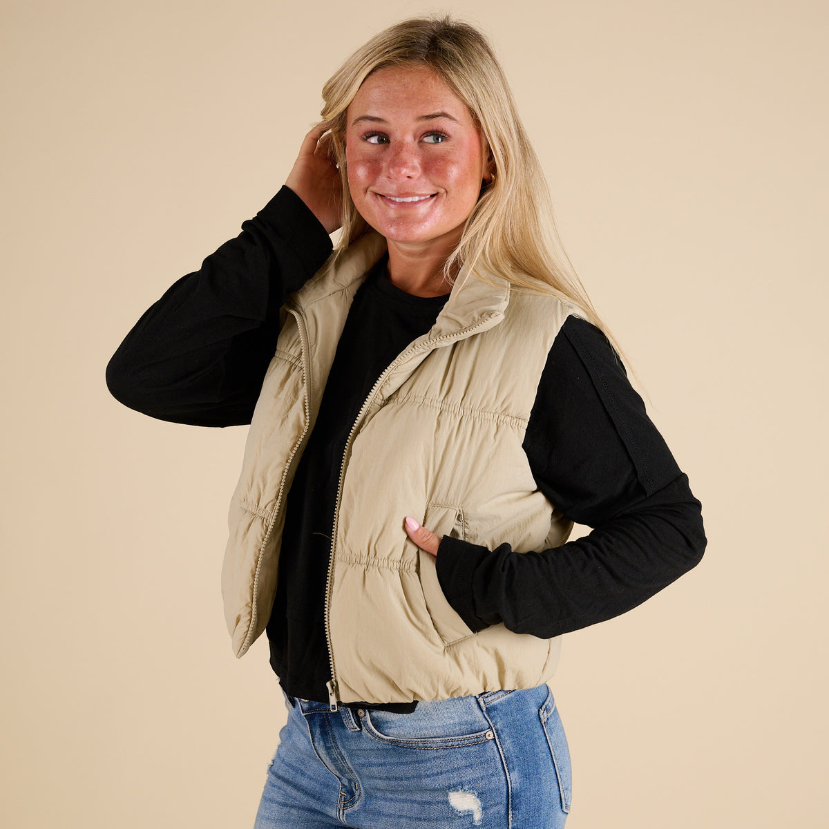 Blu Pepper Ruched Cropped Vest in Cement