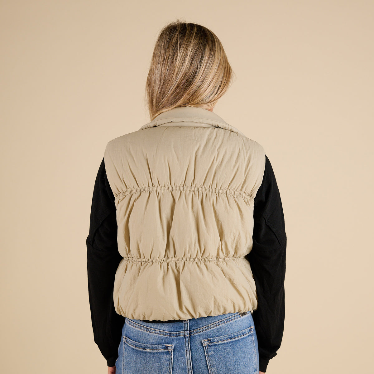 Blu Pepper Ruched Cropped Vest in Cement