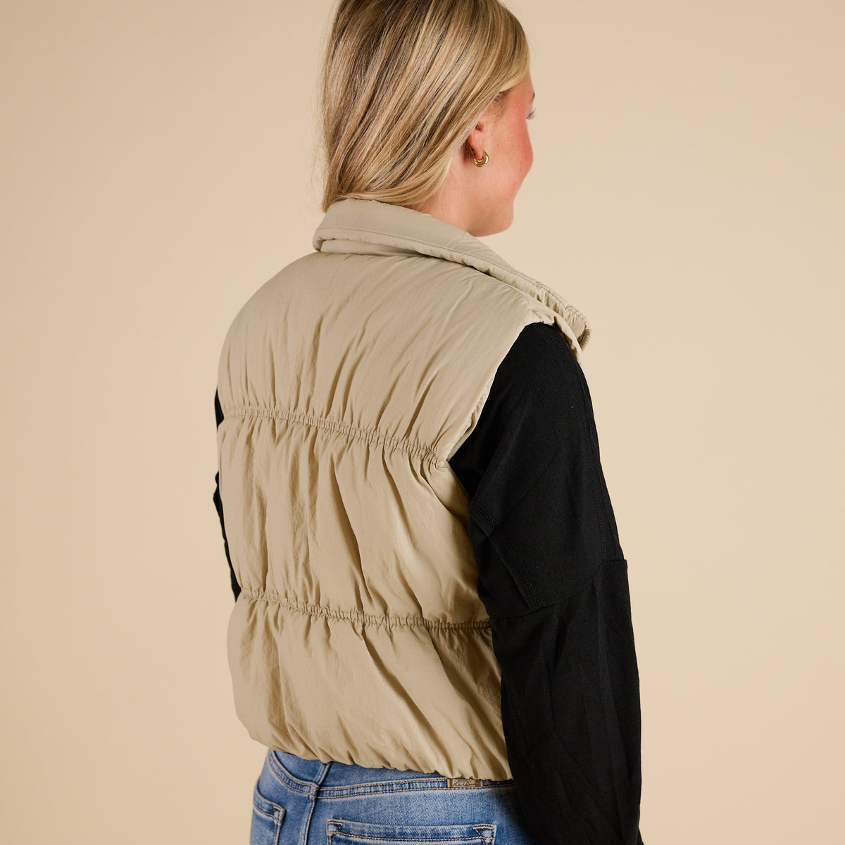 Blu Pepper Ruched Cropped Vest in Cement