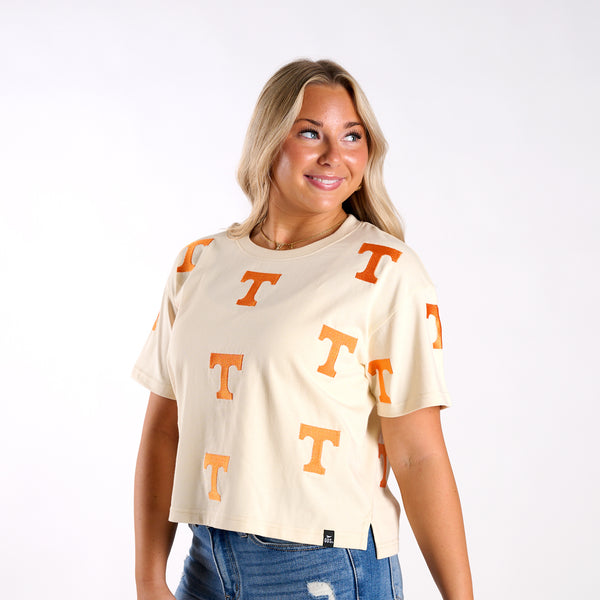 Tennessee Volunteers Allover Logo Cropped T-Shirt