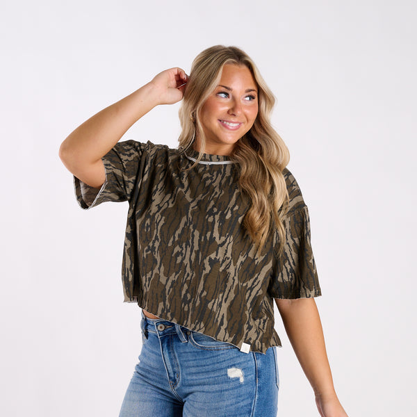 Short Sleeve Boxy Cropped Athletic Top in Original Bottomland