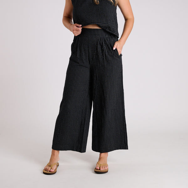 black stripe 