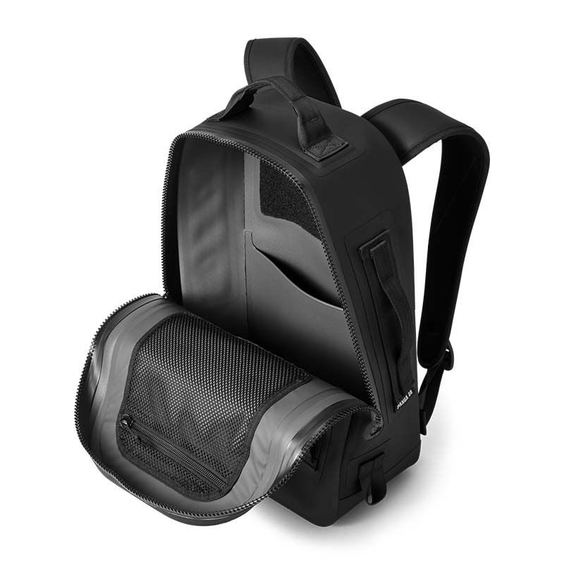 Panga 28L Backpack in Black