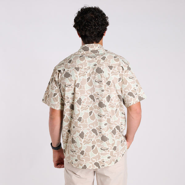 Top Dry Short Sleeve Button Down Shirt in Light Camo