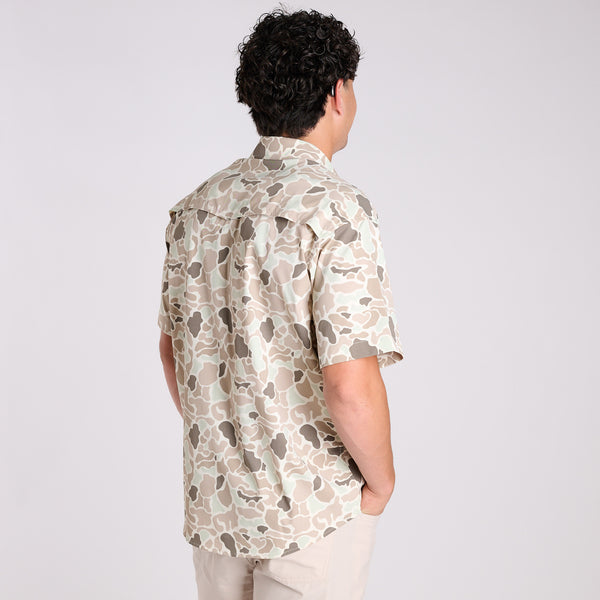 Top Dry Short Sleeve Button Down Shirt in Light Camo
