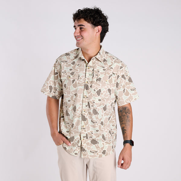 Top Dry Short Sleeve Button Down Shirt in Light Camo