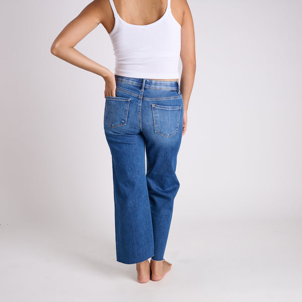 Mid Rise Crop Wide Jeans