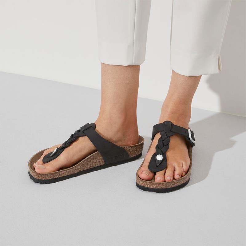 Gizeh Braid Sandals in Black