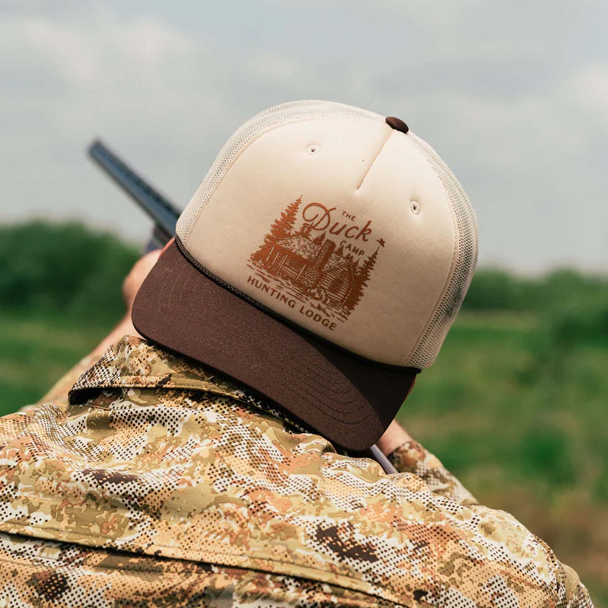 Duck Camp Huntin' Lodge Retro Trucker