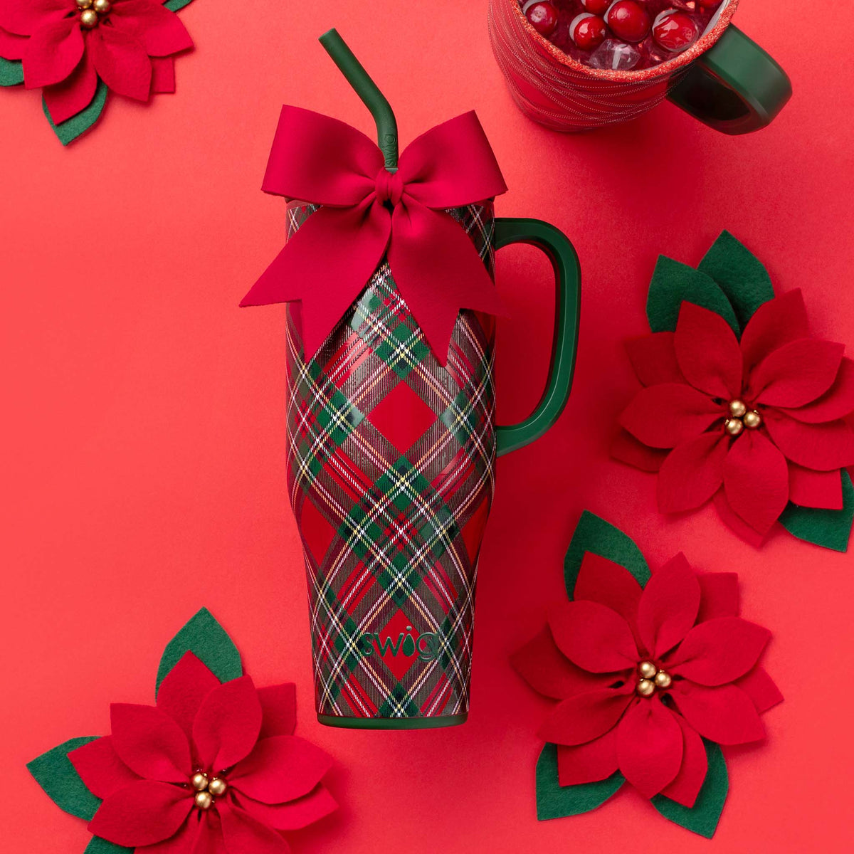 Swig Christmas Plaid lifestyle image.