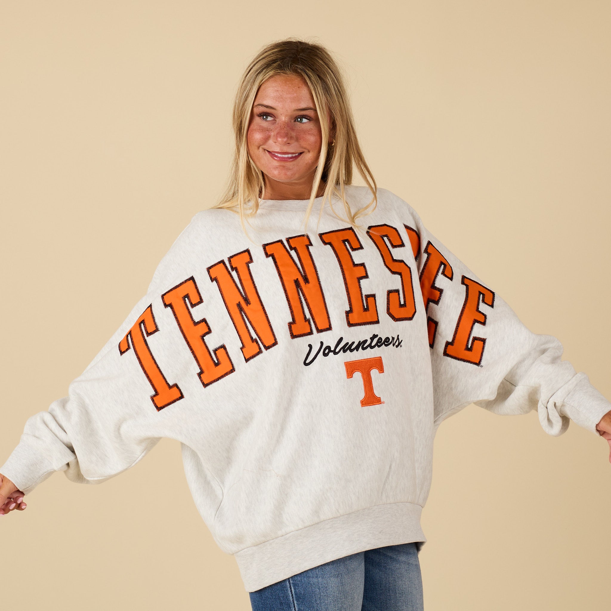 UT Big Text Oversized Sweatshirt