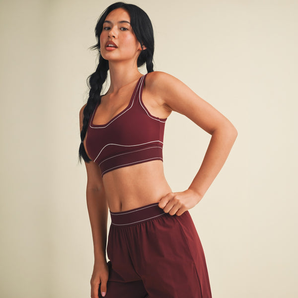 Contrast Trim Sports Bra in Burgundy