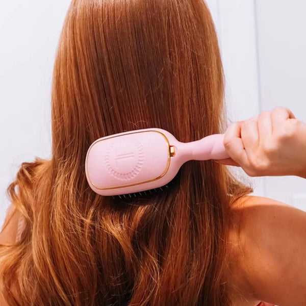 Boar Bristle Hairbrush in Bubblegum