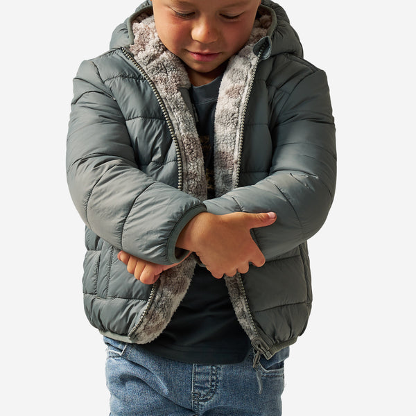 Youth Mountain Fleece Reversible Hooded Jacket in Classic Deer Camo