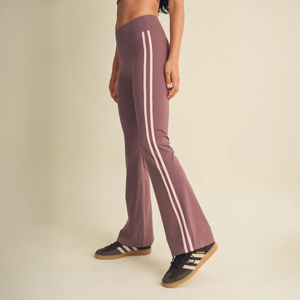 Side Stripe Flare Leggings in Mauve