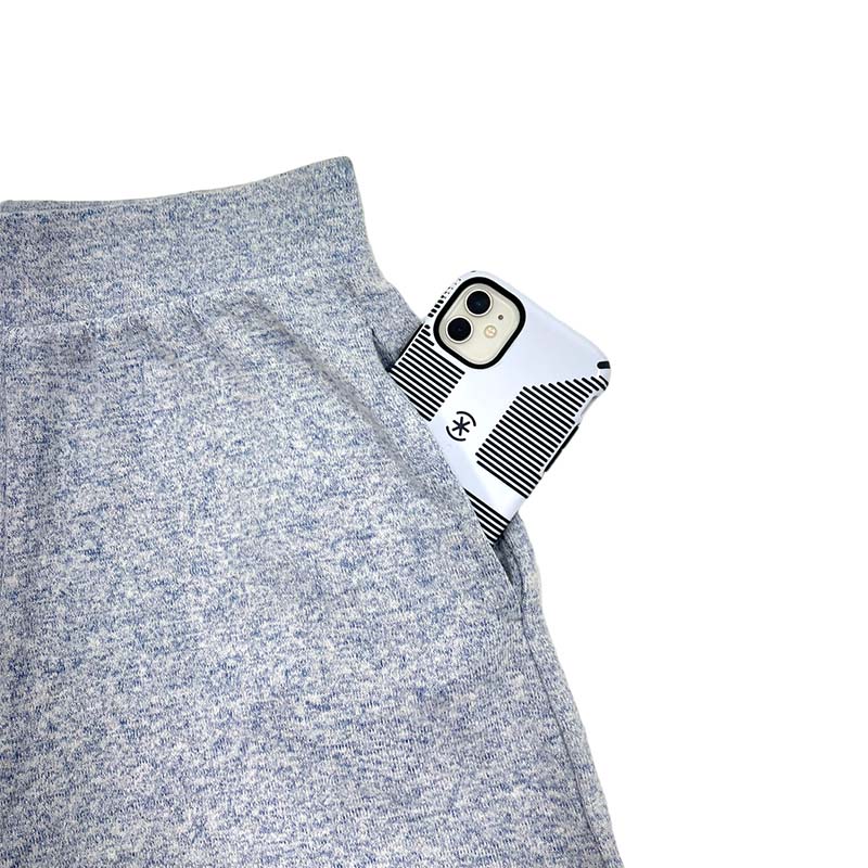 blue hatchi shorts showing the pocket