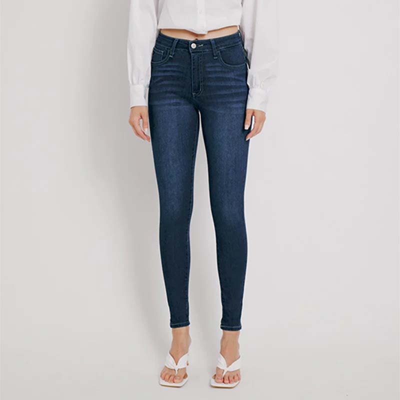 The Betsy High Rise Skinny Jeans
