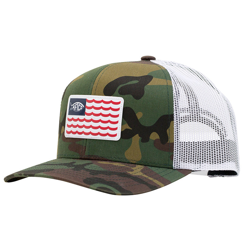 Canton American Fishing Trucker Hat in green camo